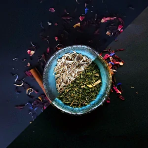 Kopřiva list, kořen